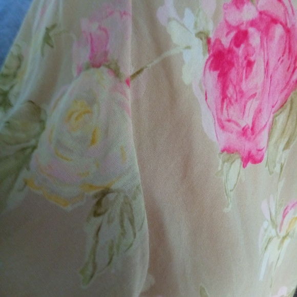Floral halter style gown size M - Picture 6 of 6